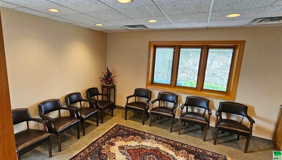 More Photos Of 700 Jackson St, Sioux City Medical For Sale