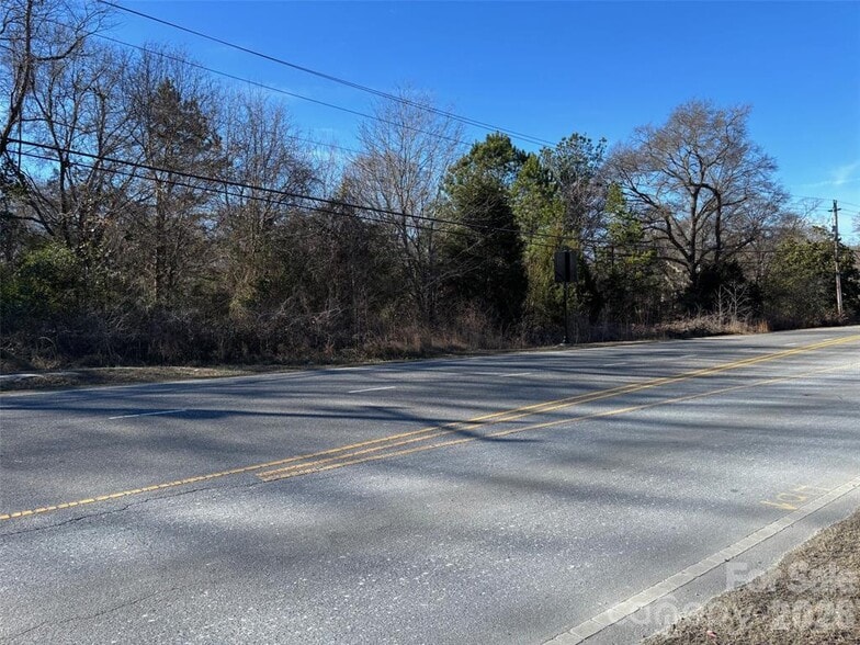 Primary Photo Of 2015 Mountain Island hwy, Mount Holly Land For Sale