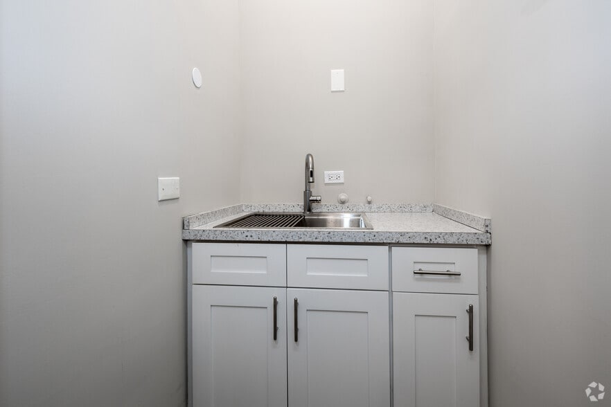 Photo of 5th Floor Ste 517