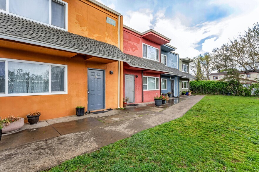 More Photos Of 10273 Mills Station Rd, Rancho Cordova Apartments For Sale