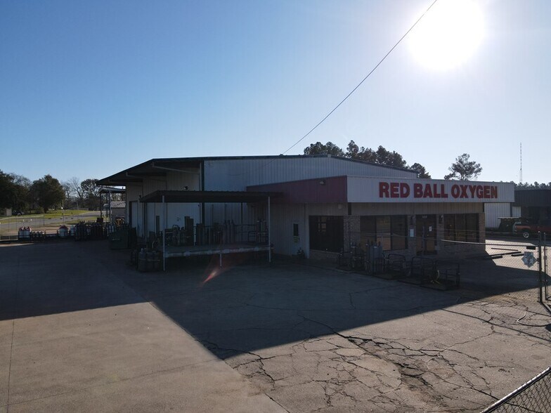 More Photos Of 1608 N John Redditt Dr, Lufkin Industrial For Sale