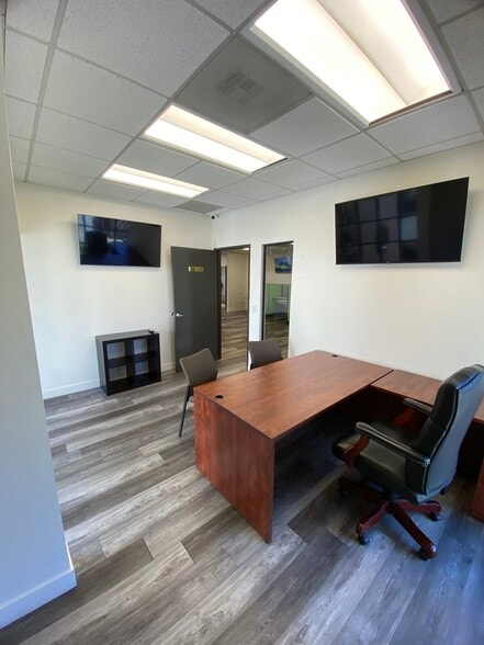 More Photos Of 3505 Cadillac Ave, Costa Mesa Office For Lease