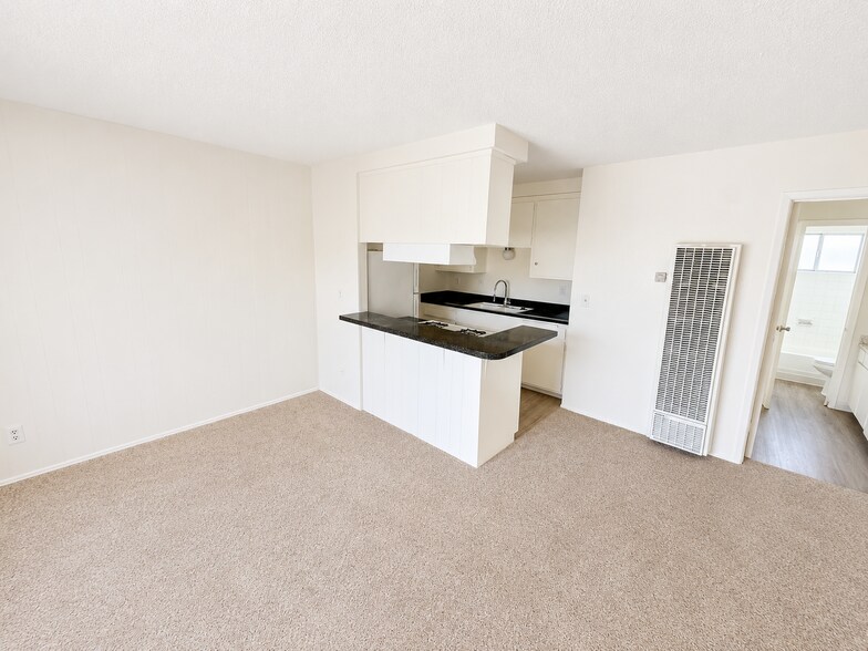 More Photos Of 7645 Pacific Ave, Lemon Grove Apartments For Sale
