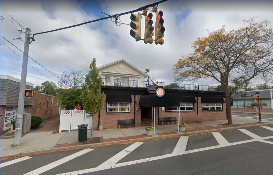 Primary Photo Of 361 Main St, Center Moriches Restaurant For Lease