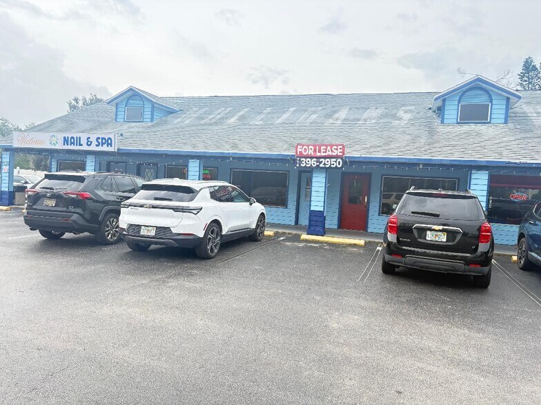 More Photos Of 9524 Blind Pass Rd, St Pete Beach General Retail For Lease
