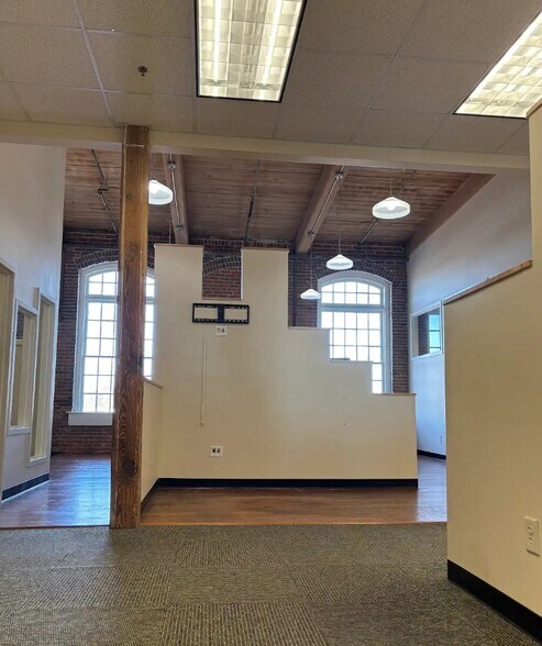More Photos Of 200 N Greensboro St, Carrboro General Retail For Lease