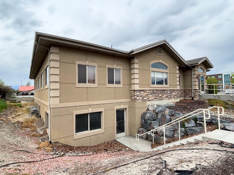 More Photos Of 588 E Main St, Lehi Medical For Lease