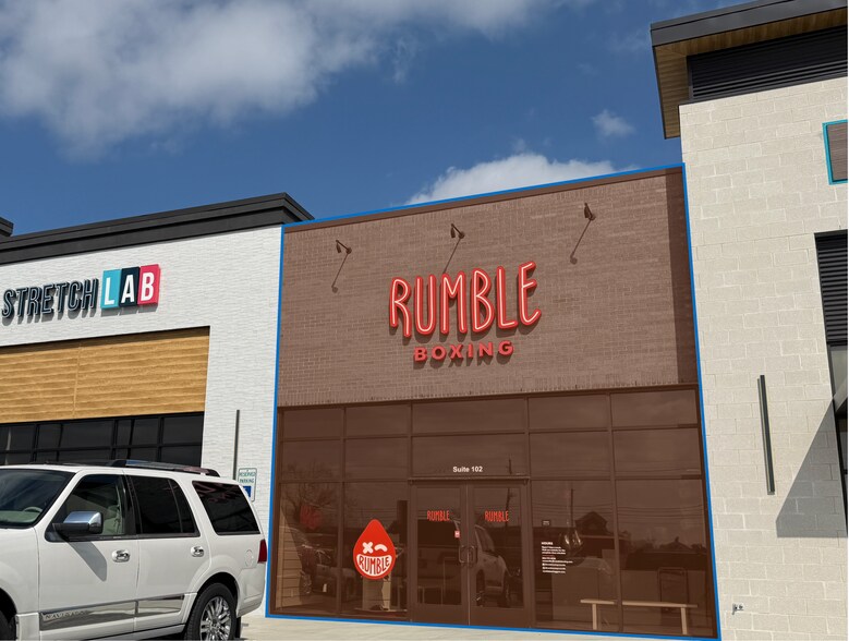 Primary Photo Of 6432 Florida, Evansville Storefront For Lease