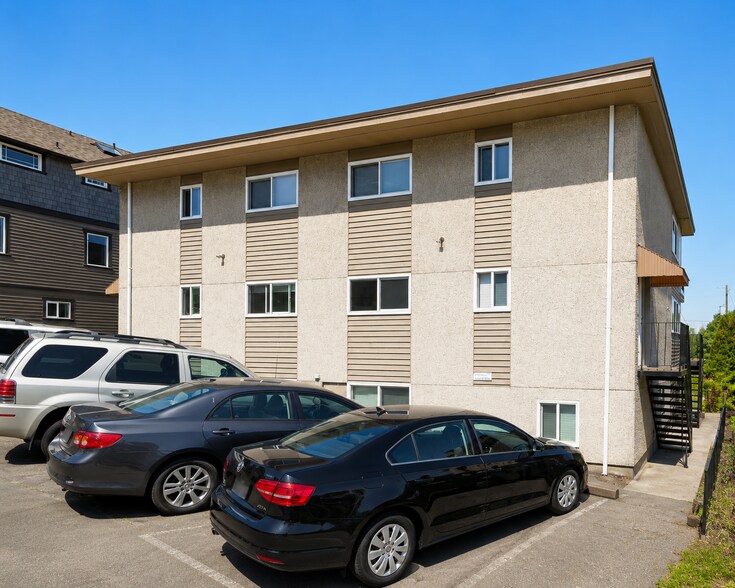 More Photos Of 2707 W Jameson St, Seattle Apartments For Sale