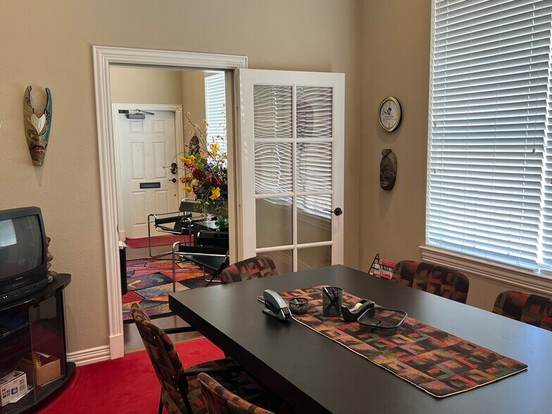 More Photos Of 2840 Keller Springs Rd, Carrollton Medical For Sale