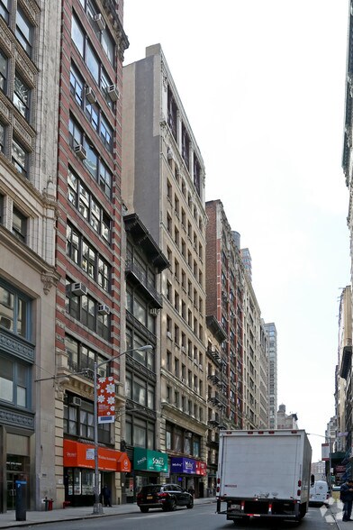 More Photos Of 22 W 27th St, New York Loft Creative Space For Lease