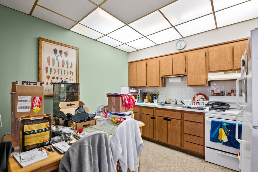 More Photos Of 2201 Perkiomen Ave, Mount Penn Restaurant For Sale