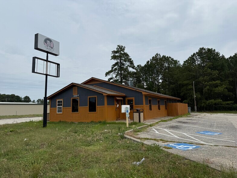Primary Photo Of 3500 Murchison Rd, Fayetteville Restaurant For Sale