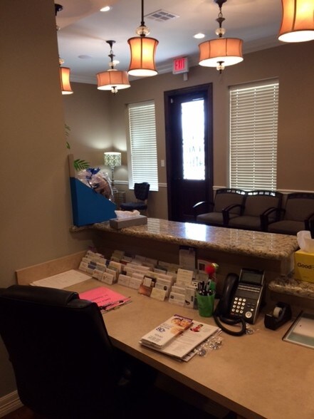 More Photos Of 2222 Greenhouse Rd, Houston Medical For Sale