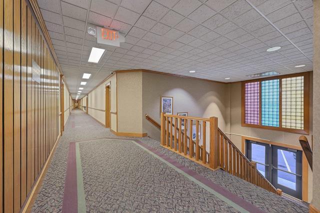 More Photos Of 414 E Walnut St, Green Bay Office For Lease