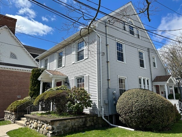 More Photos Of 1238 Post Rd, Fairfield Loft Creative Space For Lease