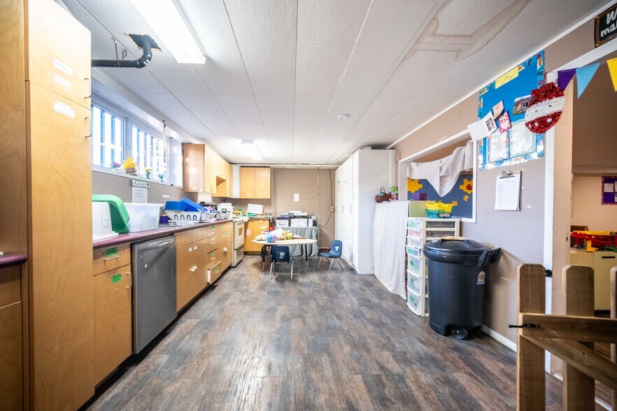 More Photos Of 45768 Hocking Av, Chilliwack Daycare Center For Sale