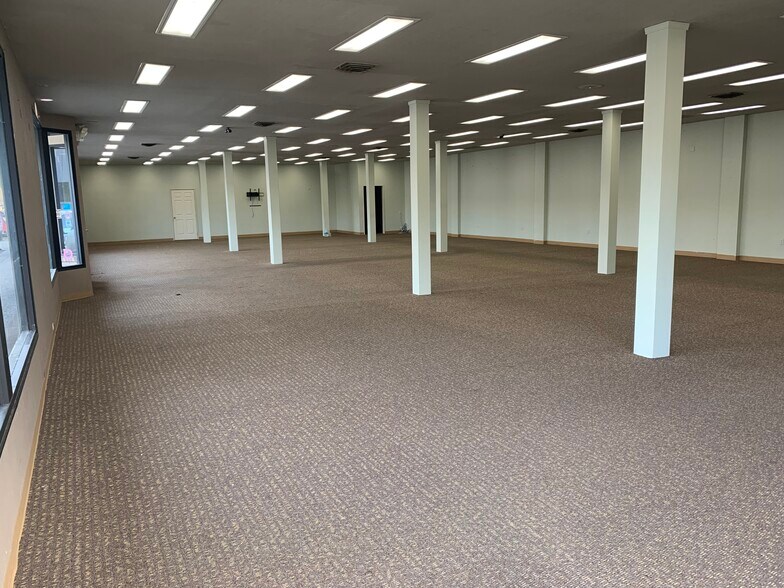 More Photos Of 702-710 2nd St, Davis Storefront For Lease