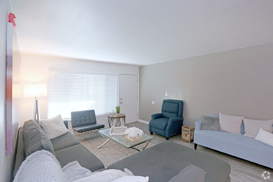 More Photos Of 3001 N 32nd St, Phoenix Apartments For Sale