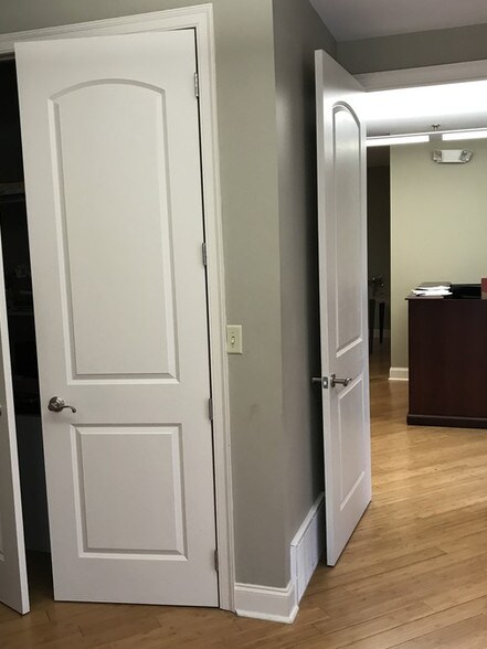 More Photos Of 9030 S Corporate Edge Dr, Germantown Office For Sale