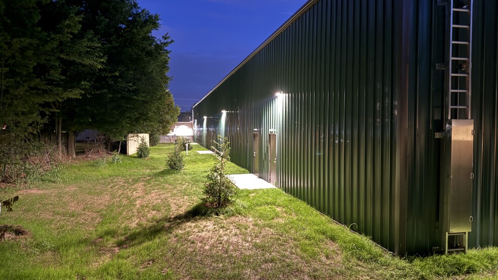 More Photos Of 1814 E Centerton Blvd, Bentonville Light Manufacturing For Lease