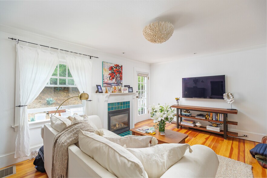 More Photos Of 65 Summit Ave, Mill Valley Apartments For Sale