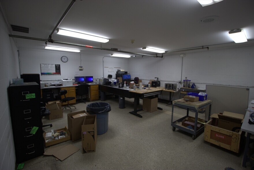More Photos Of 235-257 Ormond St, Rochester Manufacturing For Sale