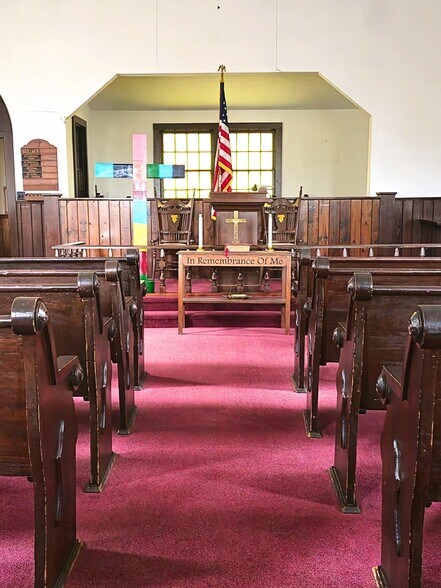 More Photos Of 1124 Leach rd, Cumberland Furnace Specialty For Sale