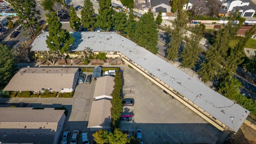 More Photos Of 5934 Buffalo Ave, Van Nuys Apartments For Sale