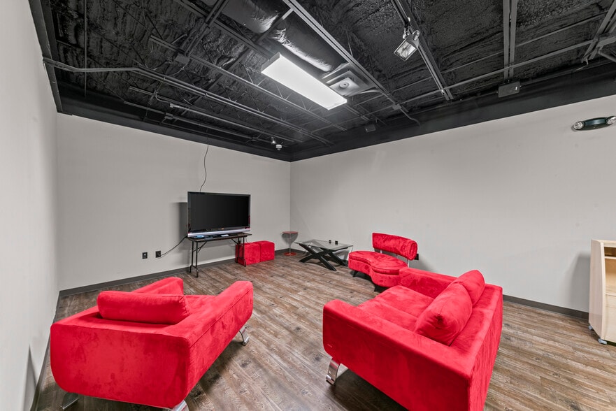 More Photos Of 4440 Tuck Rd, Loganville Research And Development For Sale