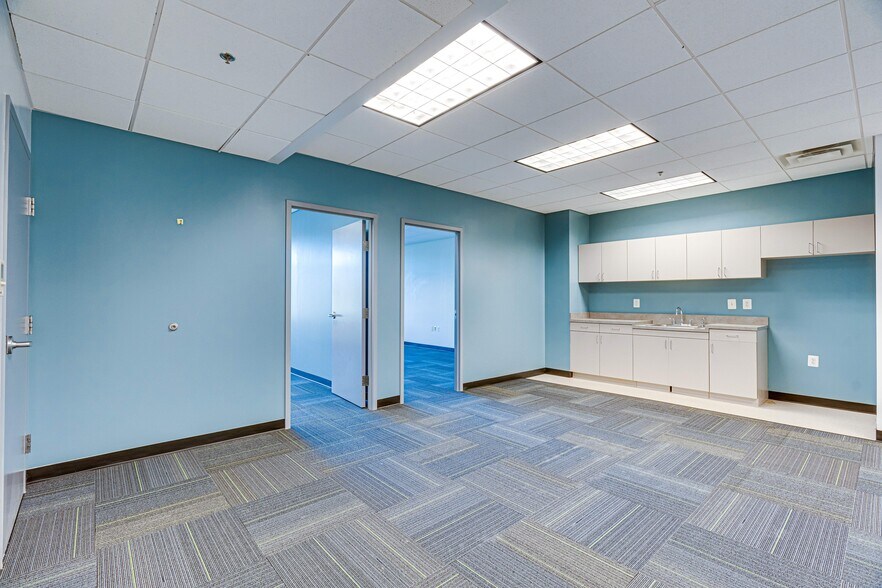 More Photos Of 1984 Isaac Newton Sq W, Reston Office For Lease