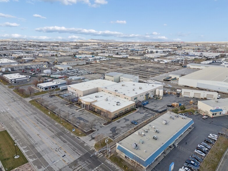 More Photos Of 2330-2350 W California Ave, Salt Lake City Unknown For Lease