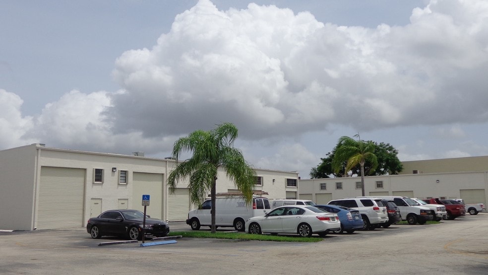 More Photos Of 13977-13981 SW 140th St, Miami Light Distribution For Sale
