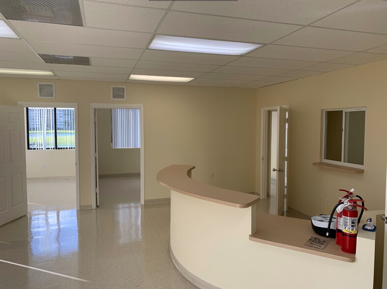 More Photos Of 7950 SW 30th St, Davie Medical For Sale