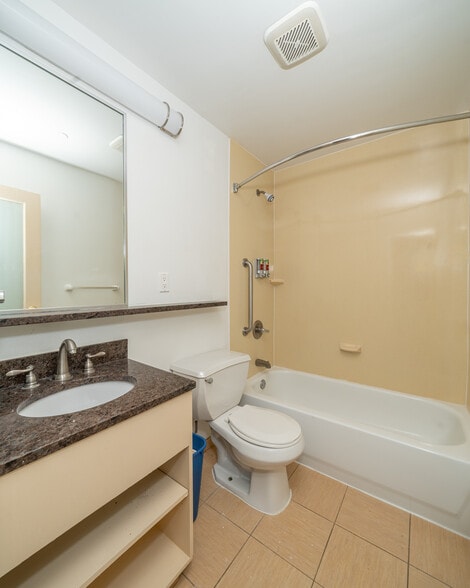 More Photos Of 129 W 46th St, New York Hotel For Sale