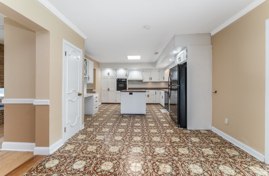 More Photos Of 2431 Route 57 East, Washington Office Residential For Sale