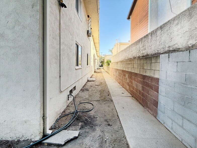 More Photos Of 719-729 E Chevy Chase Dr, Glendale Apartments For Sale