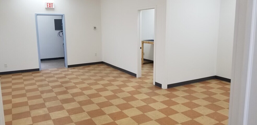 More Photos Of 1-99 Smithfield Blvd, Plattsburgh Unknown For Lease