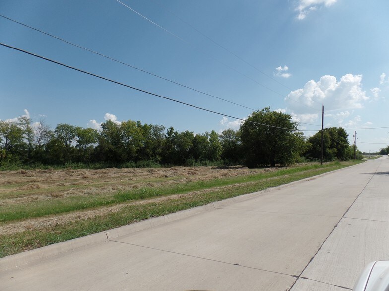 More Photos Of I 35 @ Keaton Rd, Sanger Land For Sale