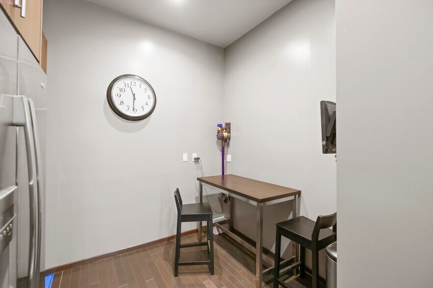 More Photos Of 1645 Vine St, Hollywood Loft Creative Space For Lease