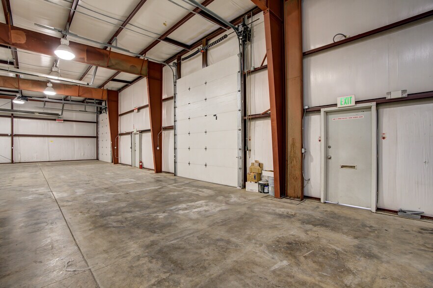 More Photos Of 5739 Observation Ct, Colorado Springs Warehouse For Lease