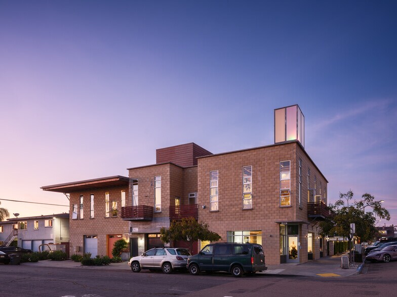 More Photos Of 2202 30th St, San Diego Apartments For Sale