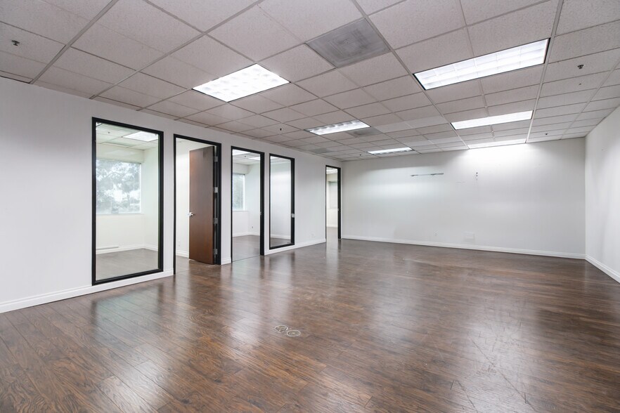 More Photos Of 1151 W 5th St, Azusa Medical For Sale