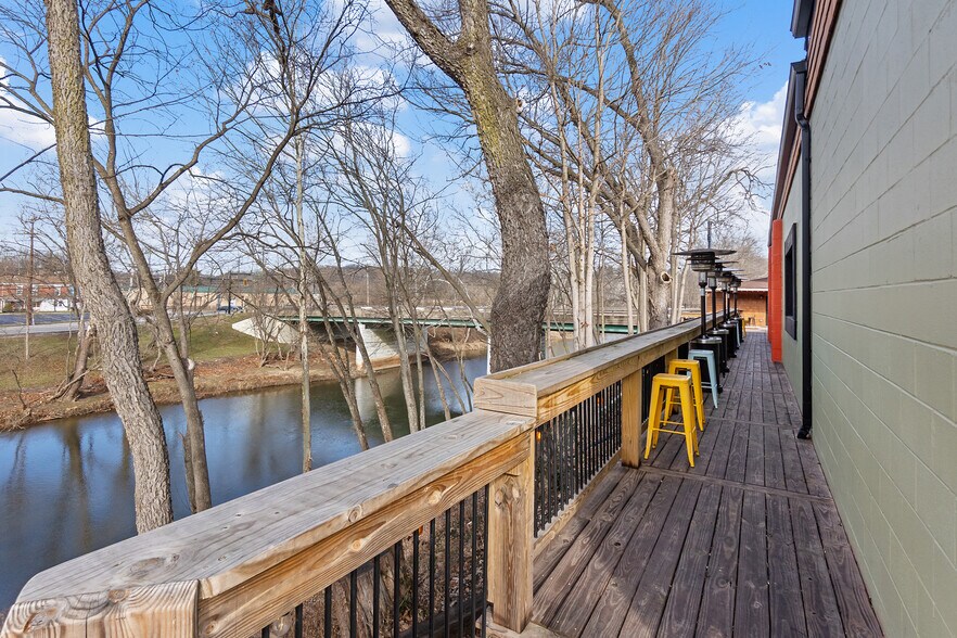 More Photos Of 97 E Main St, Batavia Office For Sale