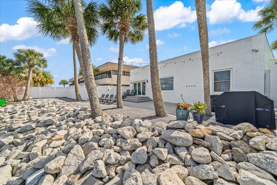 More Photos Of 2225 S Washington Ave, Titusville Office Residential For Sale