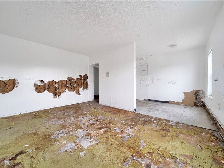 More Photos Of 280 Richton St, Highland Park Apartments For Sale