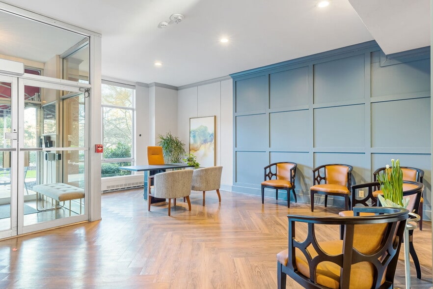 More Photos Of 2401 Pennsylvania Ave, Wilmington Apartments For Sale