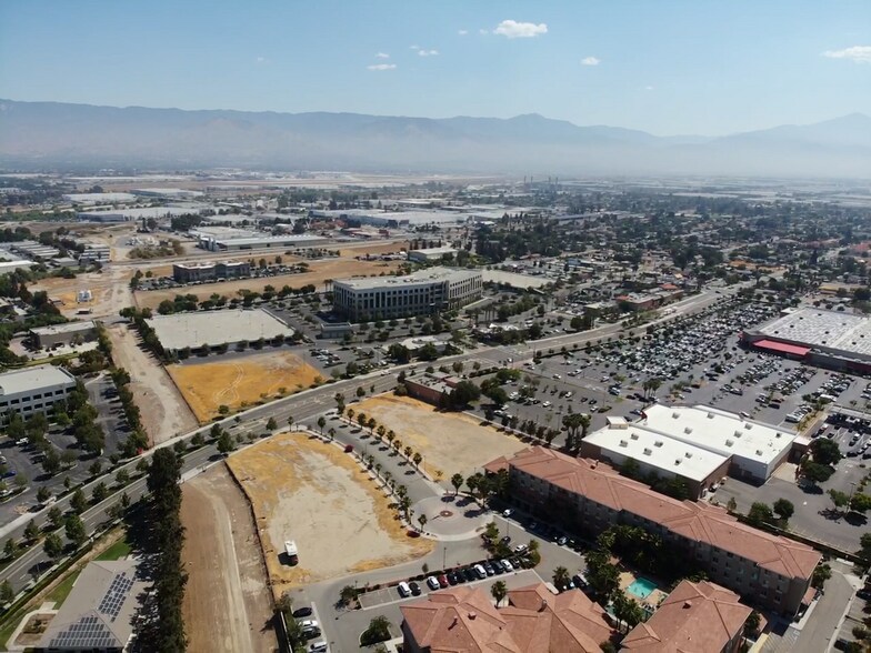 More Photos Of E Hospitality Ln, San Bernardino Land For Lease