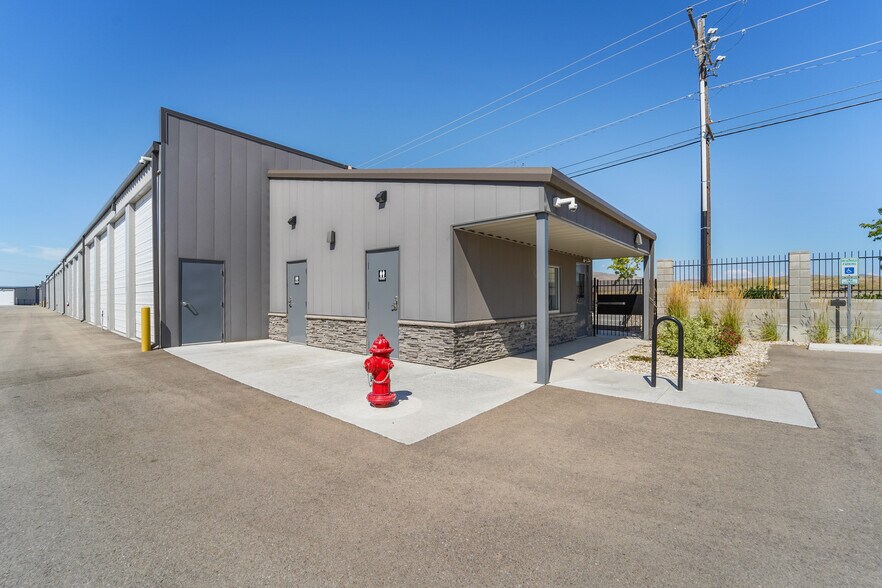 More Photos Of 7373 S Federal Way, Boise Self Storage For Sale