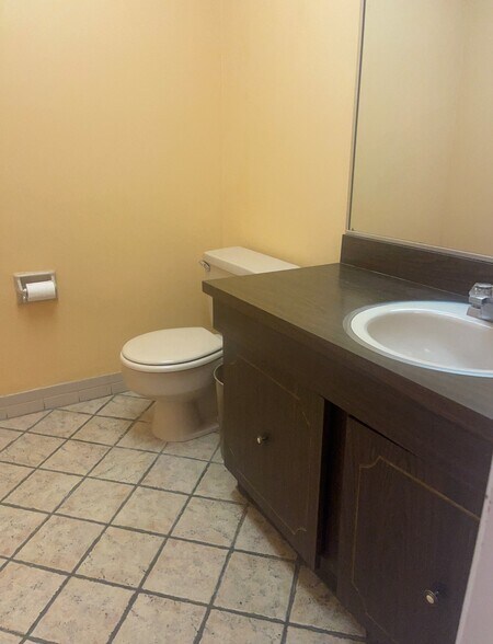More Photos Of 235-09 Braddock Ave, Queens Village Office For Sale